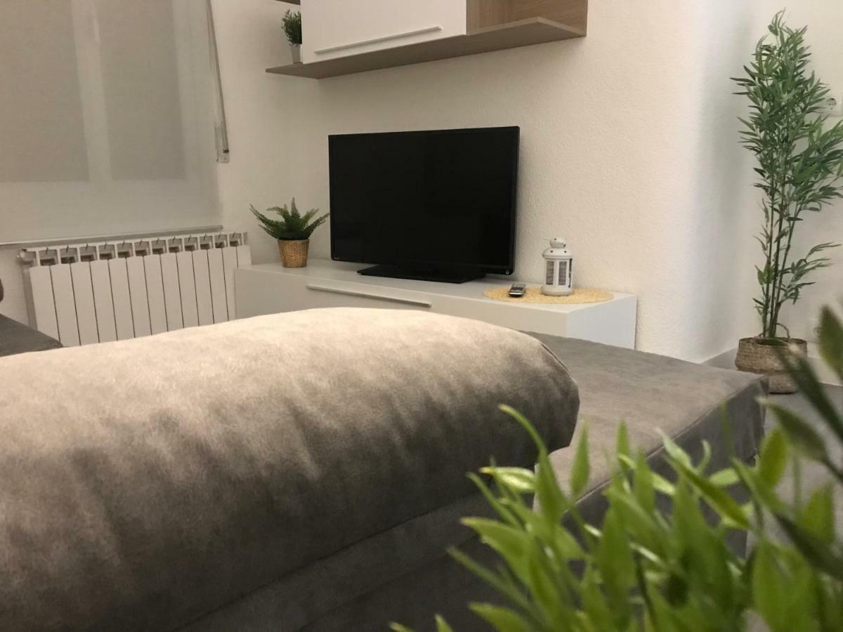 Apartamento Del Sueno Con Aire Acondicionado Logrono Ngoại thất bức ảnh